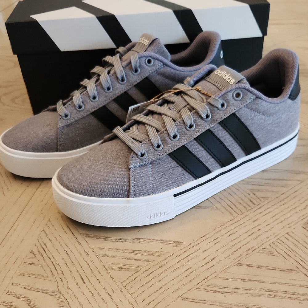Adidas Daily 4.0 Canvas & Leather Gray and Black Sneakers Men's 8 Women's 9